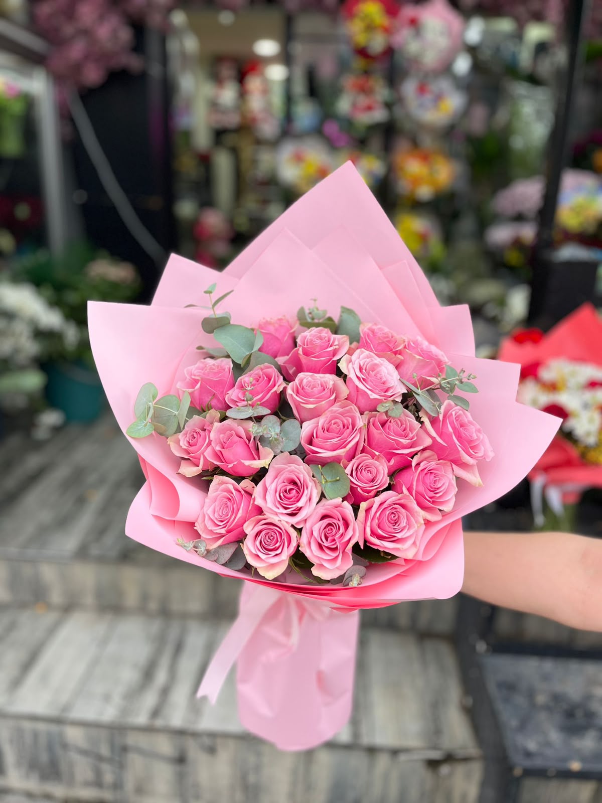 PEMBE GÜLLERİN CAZİBESİ